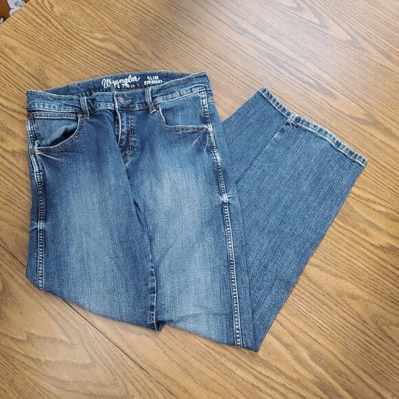 Wrangler Men's Retro Slim Straight Jeans 30x32 - Picture 1 of 7